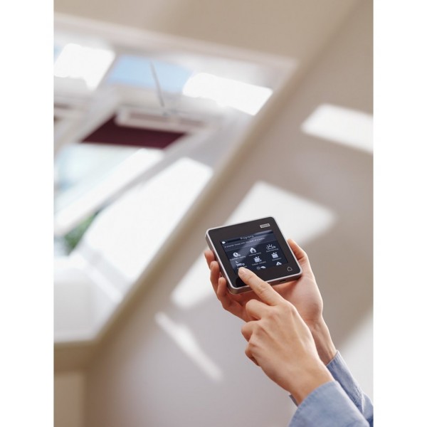 Fereastră de mansardă Electrică Velux GGU 006621 Premium - Dimensiuni - 55x78 CK02